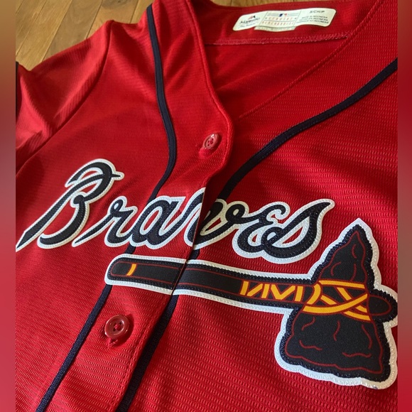 Majestic Red Braves Jersey - Women’s Small - Picture 3 of 5